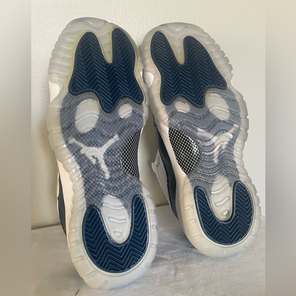 Jordan 11 retro - Picture 2 of 8